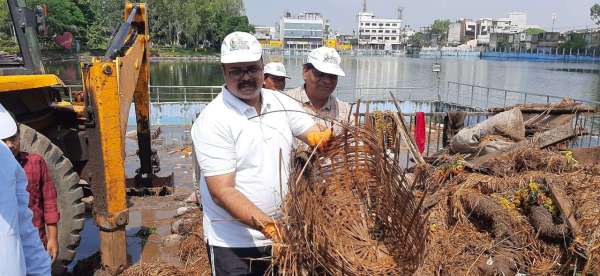 Message of cleanliness is service