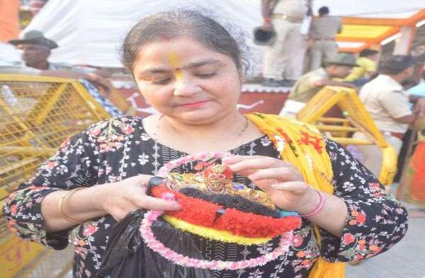 महाशिवपुराण कथा शुरू, कोटा में प्रख्यात कथावाचक पं. प्रदीप मिश्रा कथा के दौरान बोले... विद्यार्थी असफलता से नहीं घबराएं, मन लगाकर पढ़ें