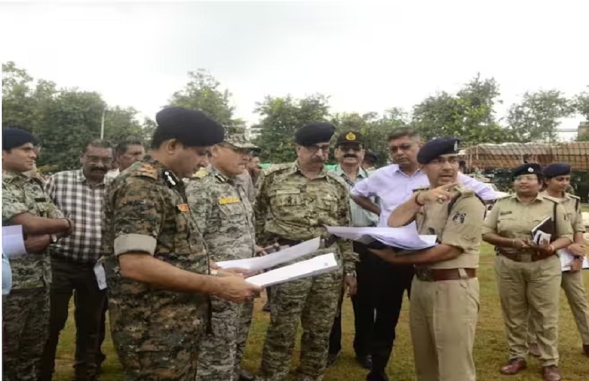 Chief Secretary and Police Chief reached Basta