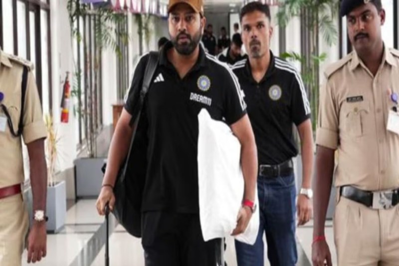 team-india-arrives-in-thiruvananthapuram.jpg