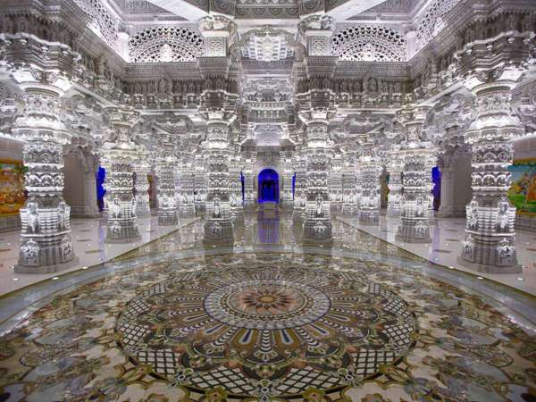 akshardham_temple_in_new_jersey__.jpg