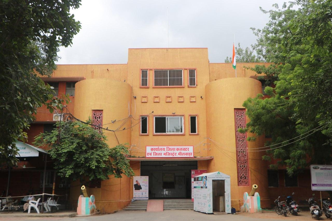 आचार संहिता लगते ही छिनेगी नेताओं की सुविधाएं