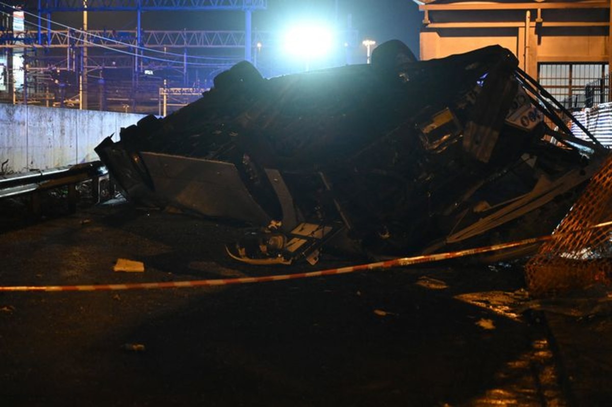 italy_bus_crash.jpg
