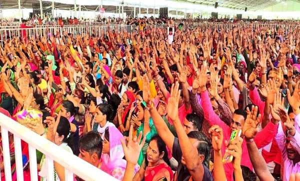 dhirendra krishna shastri bageshwar dham news 