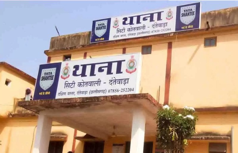 कांग्रेस नेता और सफाई कर्मचारियों के बीच हुआ विवाद