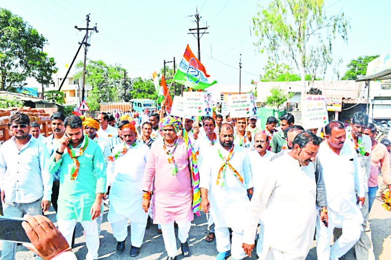 बड़े गांव में बजा स्थानीय को उम्मीदवार बनाने का बिगुल