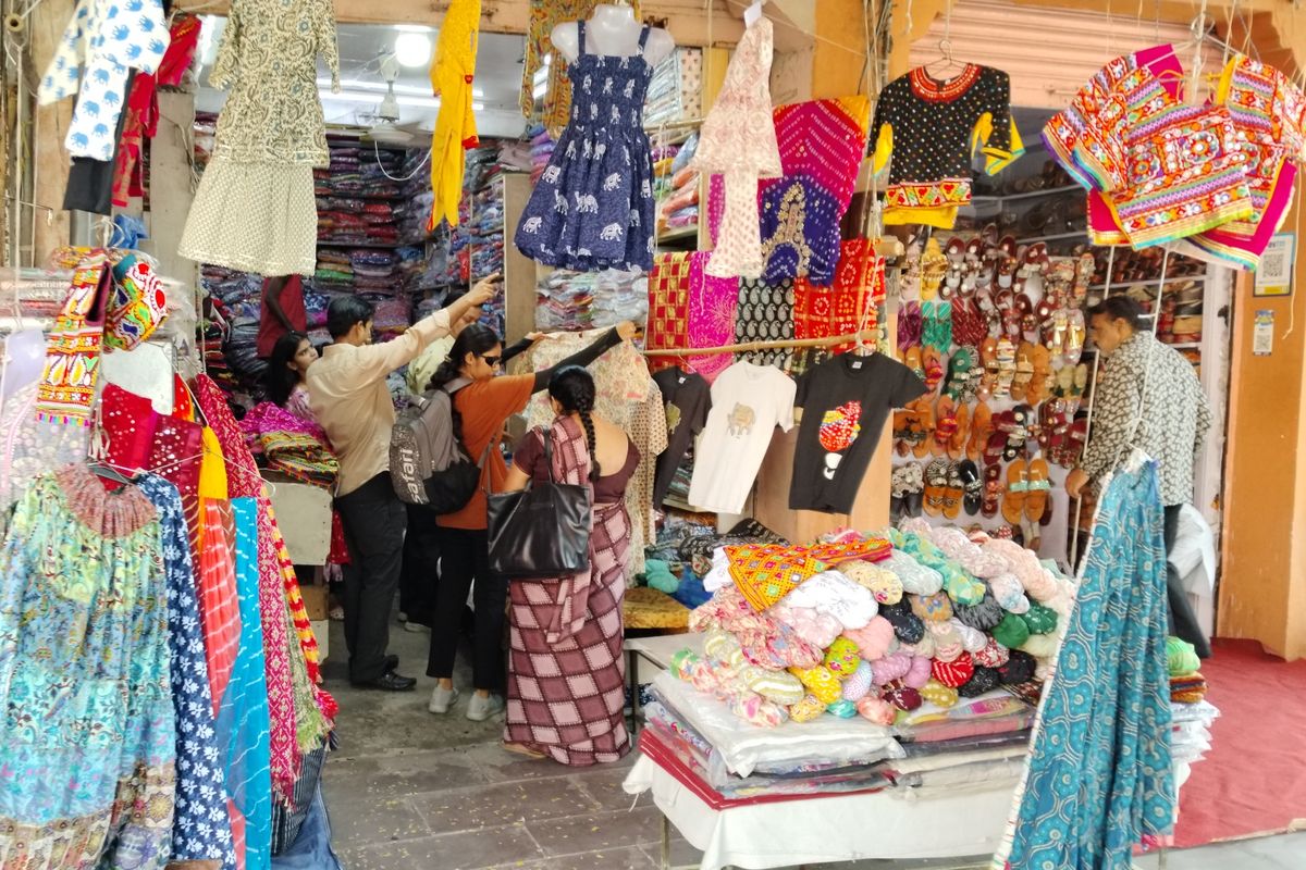 Jaipur City बाजार तैयार, दुकानों में स्टॉक पूरा, नवरात्र में 9 दिन खरीदारी के विशेष संयोग, जानें किस दिन क्या संयोग