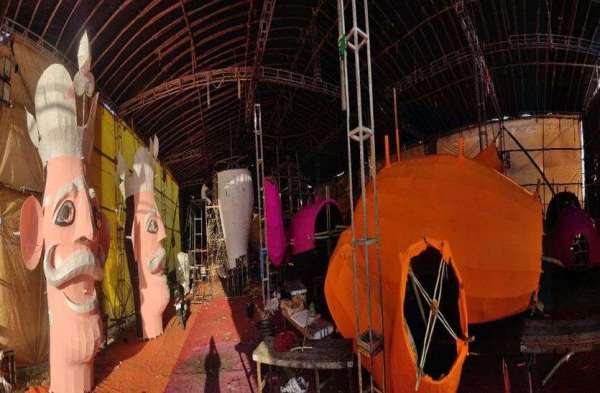 दशहरा मेले की तैयारी: आकार लेने लगे रावण परिवार के पुतले