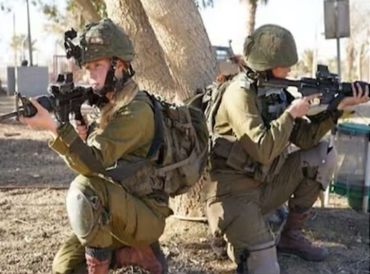 israeli_women_soldiers.jpg