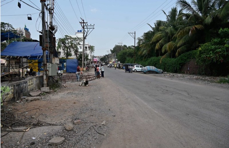 Construction of city bus route of new bus stand very slow