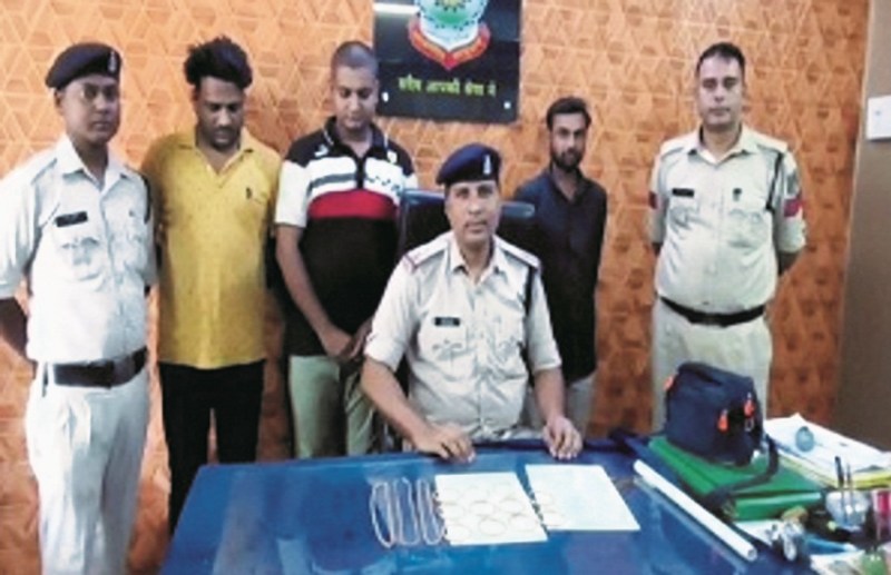 Gang taking gold loan from fake gold arrested Korba News