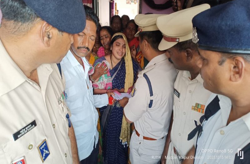 सीआरपीएफ के जवान दुर्गेश यादव की सड़क हादसे में मौत