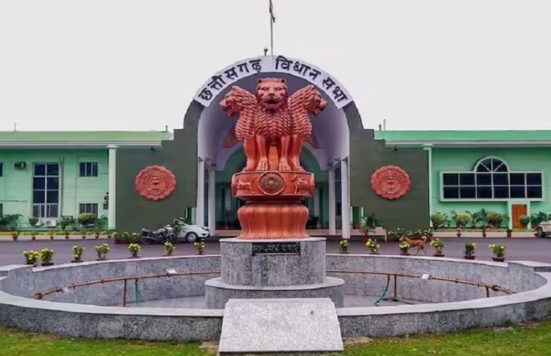 CG Assembly Election 2023 : विधानसभा निर्वाचन दूसरे राज्यों से आने वाले वाहनों की चल रही जांच, पुलिस और आबकारी टीम कर रही निगरानी