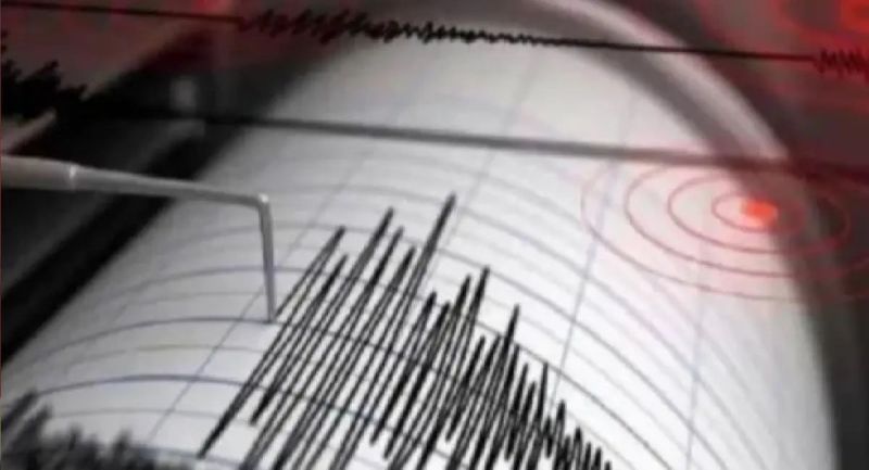 Earthquake tremors in Delhi NCR ghaziabad and noida