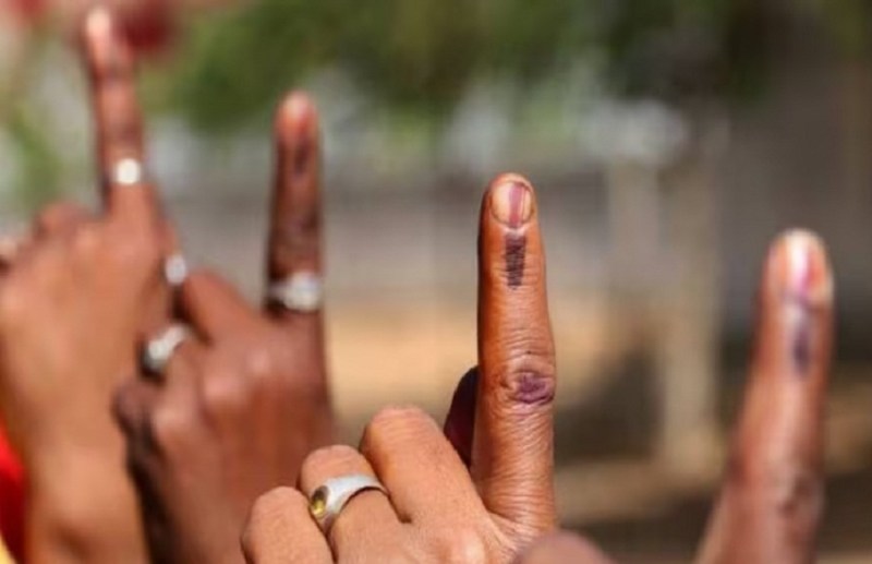 CG Assembly Election 2023 : अब तक 37 ने लिया फॉर्म, 5 अभ्यर्थियों ने भरा नामांकन, जिले के 4 विधानसभा क्षेत्रों में सोमवार तक की स्थिति