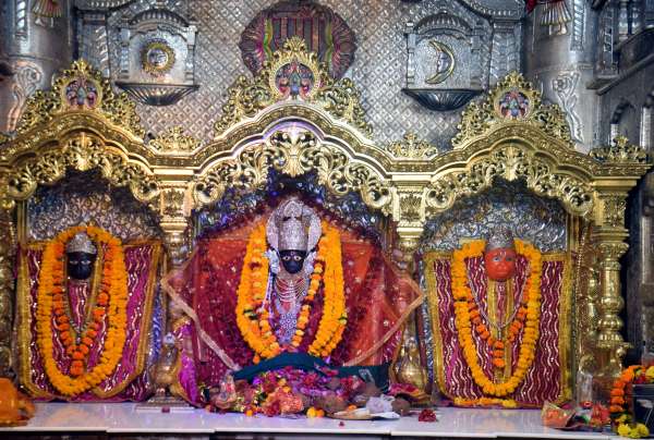 नवरात्रि पर्व शुरू 