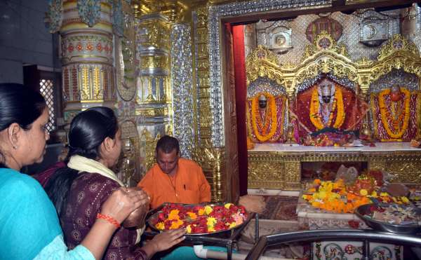 नवरात्रि पर्व शुरू  