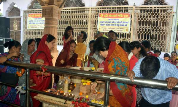 नवरात्रि पर्व शुरू 