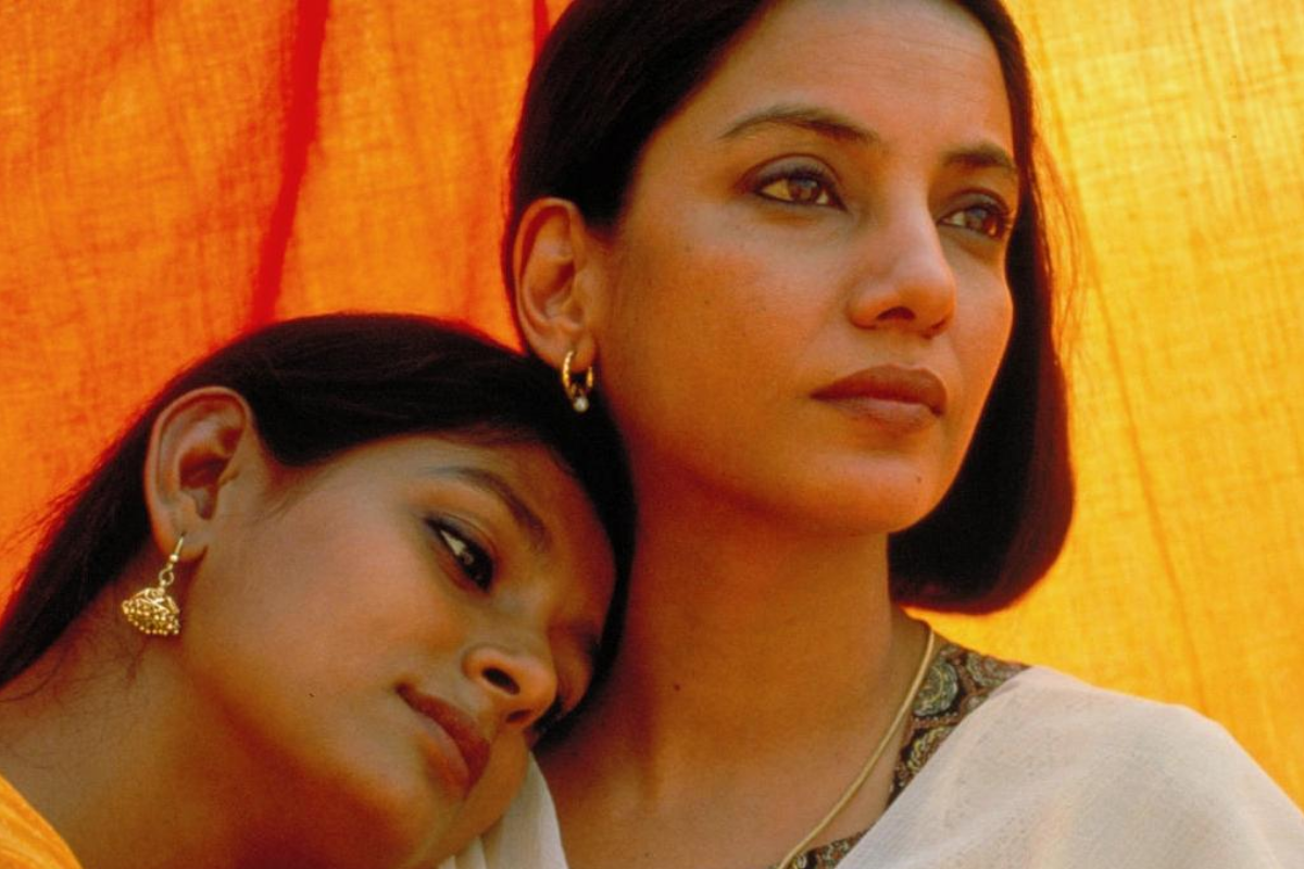 shabna_azmi_with_nandita_das_fire.png