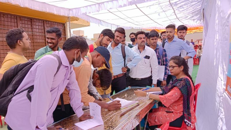 हर साल पांच हजार लोग बन रहे उद्यमी, मध्यम वर्ग की आर्थिक स्थिति में सुधार, कोरोना के बाद बदले हालात