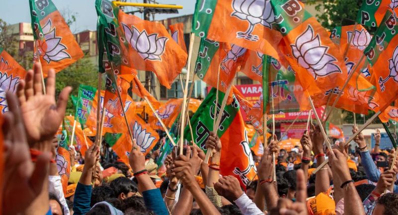  BJP released PM Modi and CM Yogi including 40 star campaigners for Chhattisgarh election 