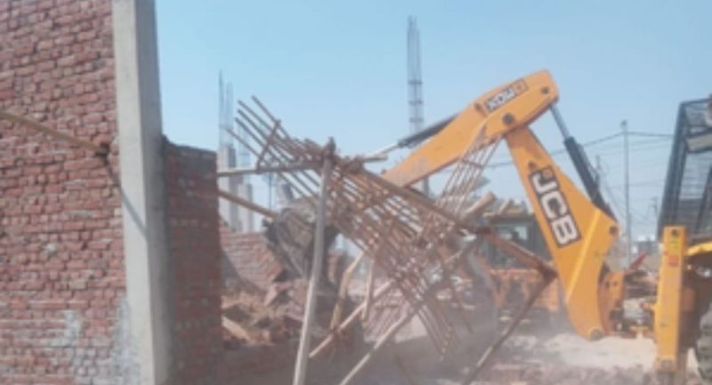Greno authority demolished illegal construction in Sunpura freed worth Rs 40 crore land