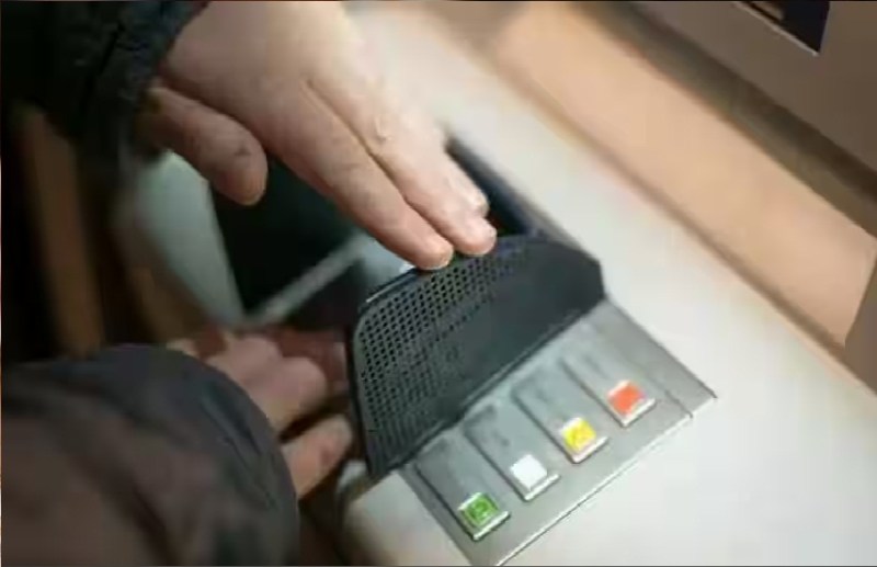 सीडीएम मशीन में फंसे 10 हजार वापस होंगे, कदाचरण पर 5 हजार अर्थदंड