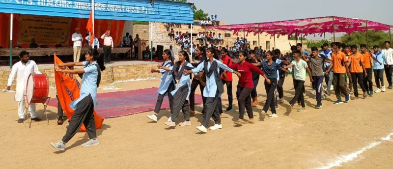 55 विद्यालयों के 397 छात्र व 51 छात्राएं जीतने के लगा रहे दमखम