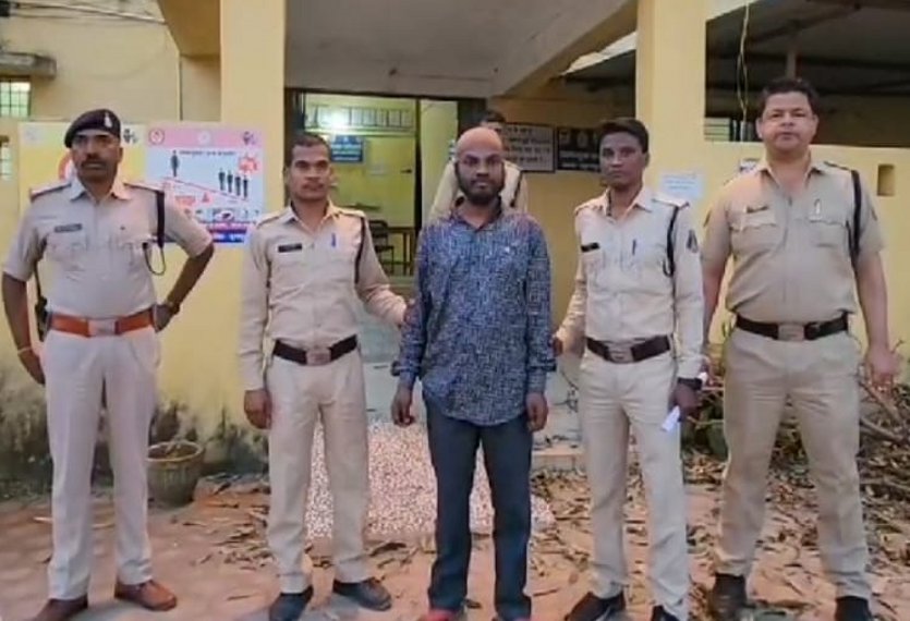 विधवा महिला की बेदम पिटाई के बाद फर्श पर सिर पटककर की थी हत्या, आरोपी गिरफ्तार