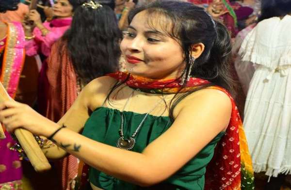 Dandiya Raas and Garba