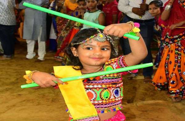 Dandiya Raas and Garba