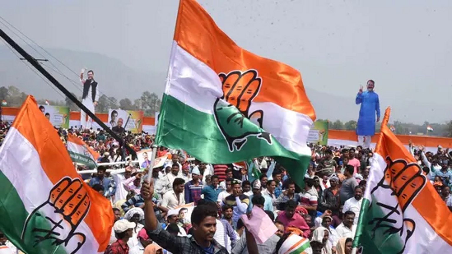 चार नंबर में स्थानीय-बाहरी का विवाद.. आपस में भिड़े कांग्रेसी