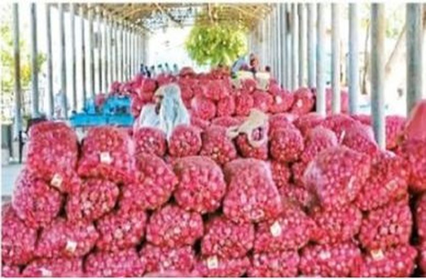 सीकर और रसीदपुरा प्याज मंडी में आने लगा नया प्याज