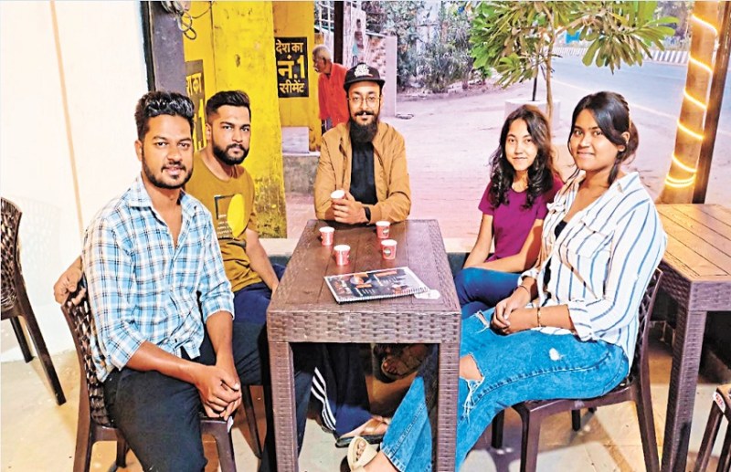 CG Election 2023: पत्रिका के साथ चर्चा में जुड़ युवाओं ने कहा-शहर में बेसिक इंफ्रास्ट्रक्चर पर काम करने की जरूरत