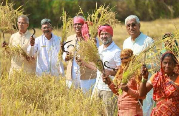 मुख्यमंत्री भूपेश बघेल भी दिखे अनोखे अंदाज में