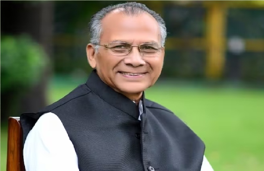 दुर्ग ग्रामीण के कांग्रेस प्रत्याशी ताम्रध्वज को नोटिस