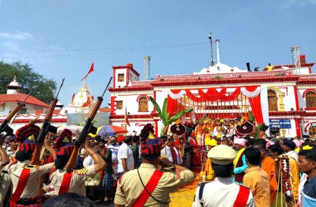 मावली माता की भावभीनी विदाई के साथ बस्तर दशहरा का समापन