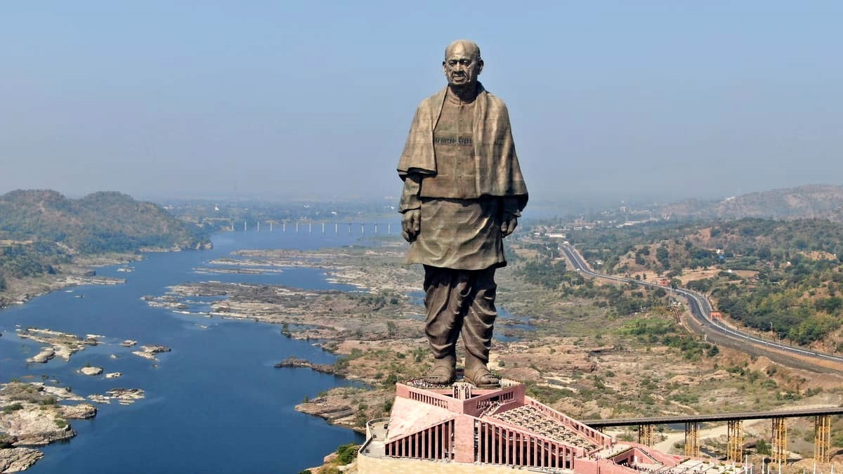 statue_of_unity_ekta_nagar.jpg