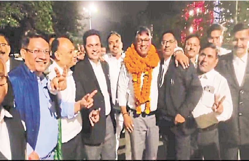 उमाकांत सिंह चंदेल अध्यक्ष, शैलेन्द्र बाजपेयी और एम आशा बने उपाध्यक्ष