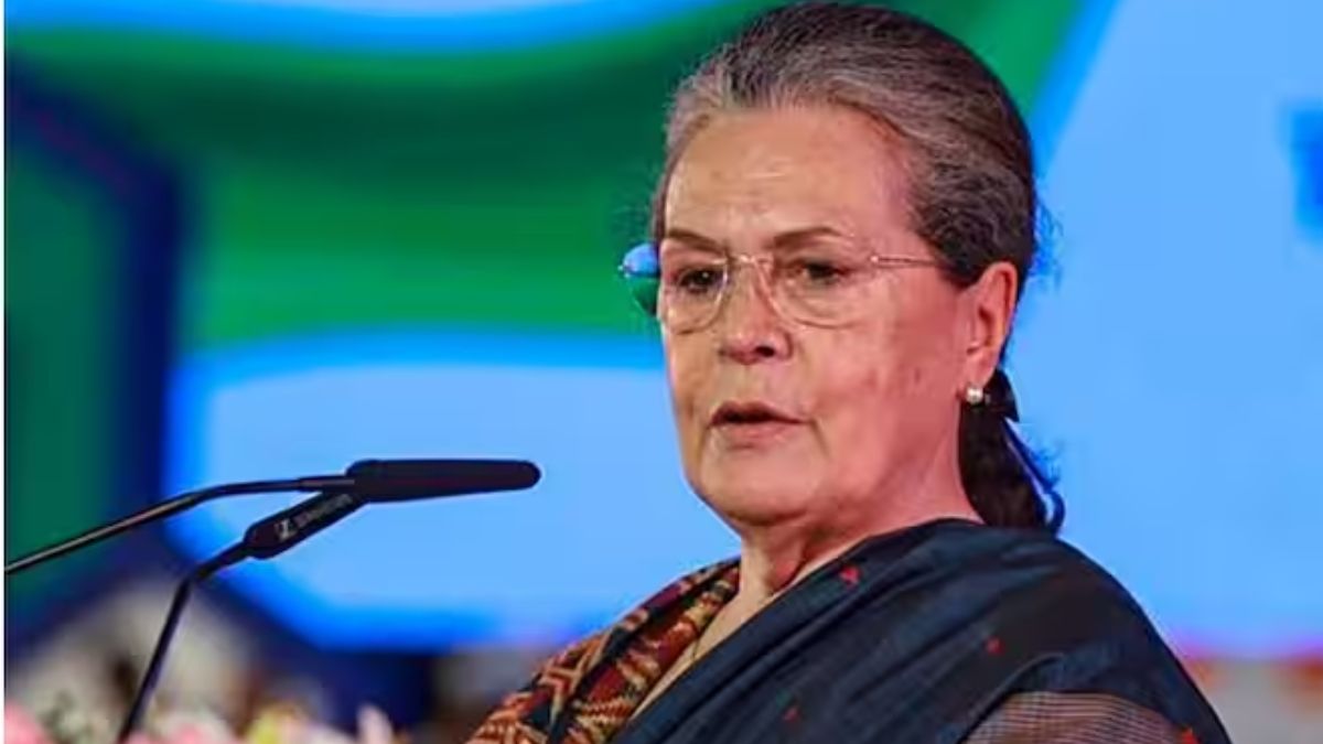 sonia gandh said bjp divided society in Manipur for own benefit