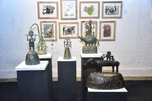 8 National Awardee Artists of Calcutta showcased 40 sculptures