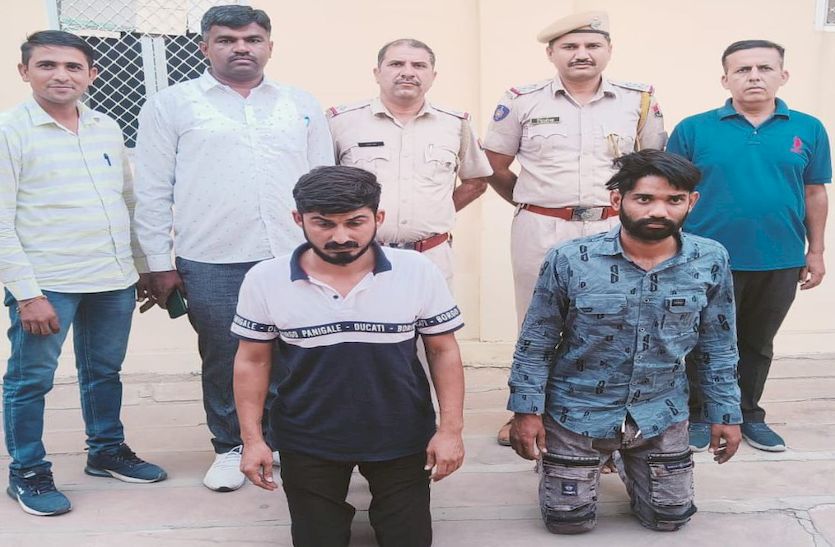 जेल से छूटकर कैम्पर-एसयूवी चुराई, 39 हजार में बेची तो कैम्पर के टुकड़े किए
