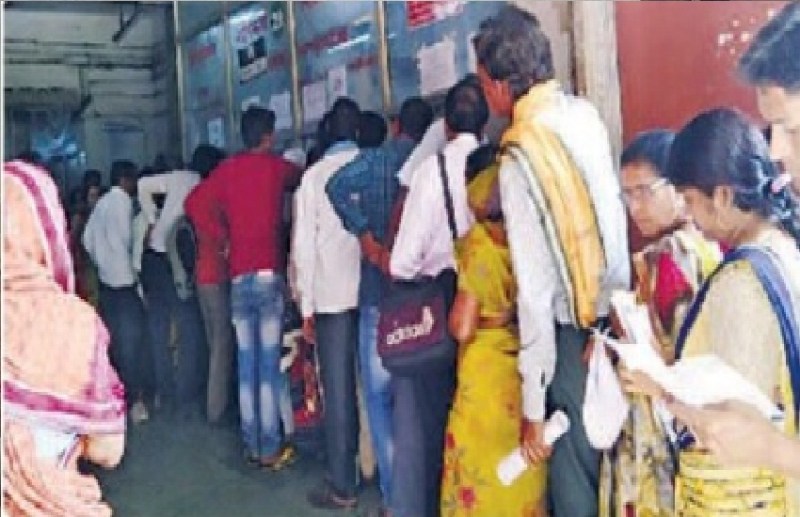 नई समस्या: साफ्टवेयर अपडेट के बाद बिगड़ गया जिला अस्पताल का सर्वर