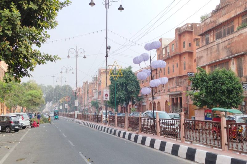 Diwali festival 2023: बाजारों में देखिए राजस्थानी झलक, रोशनी से जगमग हो रही गलियां