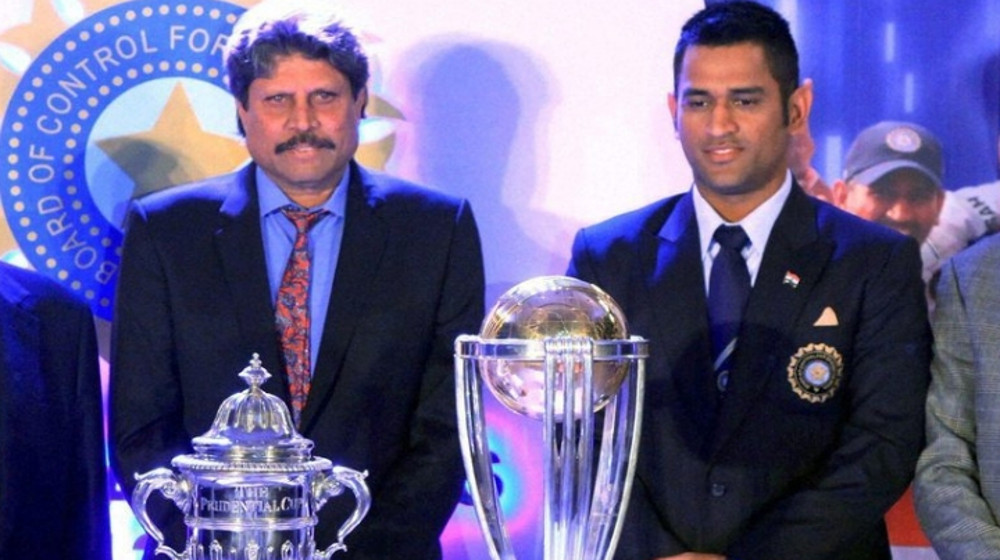 ms_dhoni_and_kapil_dev