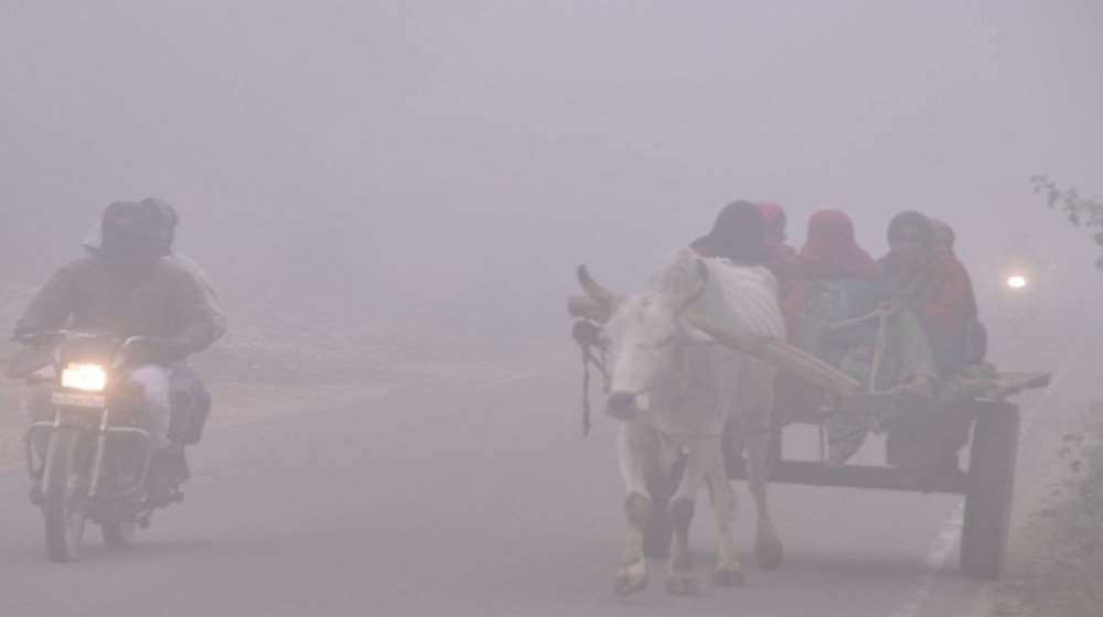 Rajasthan wether : हनुमानगढ़ में छाई स्मॉग, एक्यूआइ गंभीर श्रेणी में