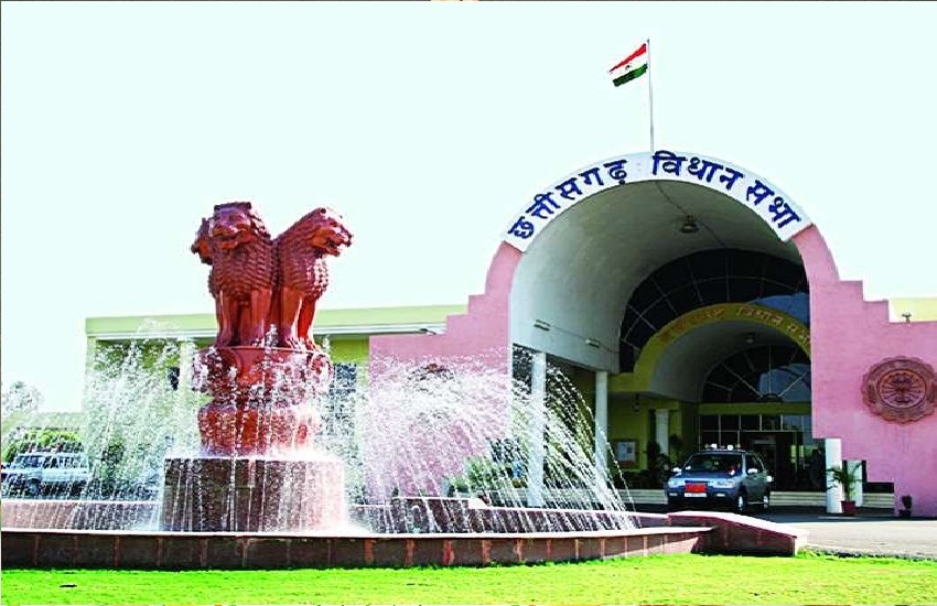 CG Election 2023: मतदान पूर्व वोटरों ने कहा ईमानदार नेता को देंगे अपना मत