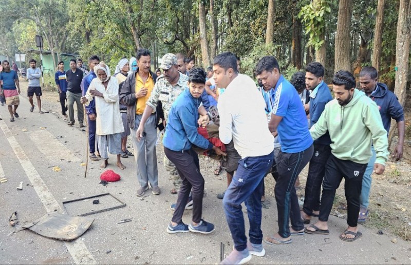 CG Breaking News: Horrible road accident happened on Kondagaon NH-30