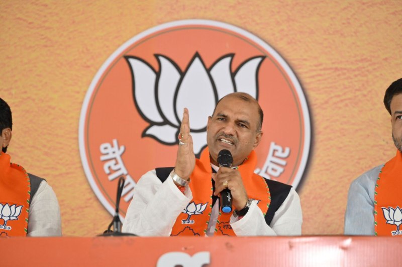 भाजपा सरकार आने पर दहशतगर्दों को घर बैठना होगा या छोड़ना होगा राजस्थान-जोशी