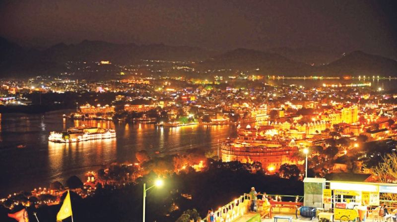 diwali_festival_celebrate_in_udaipur.jpg